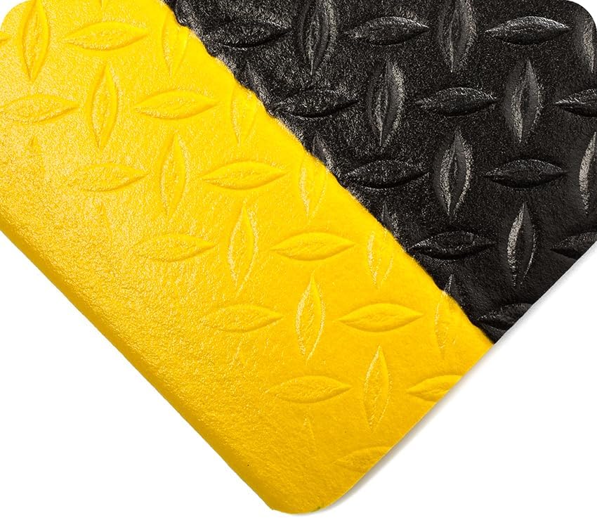 Wearwell Diamond-Plate Tuf Sponge Anti-Fatigue Workstation Mat - Black/Yellow. 4' W x 60' L x 1/2