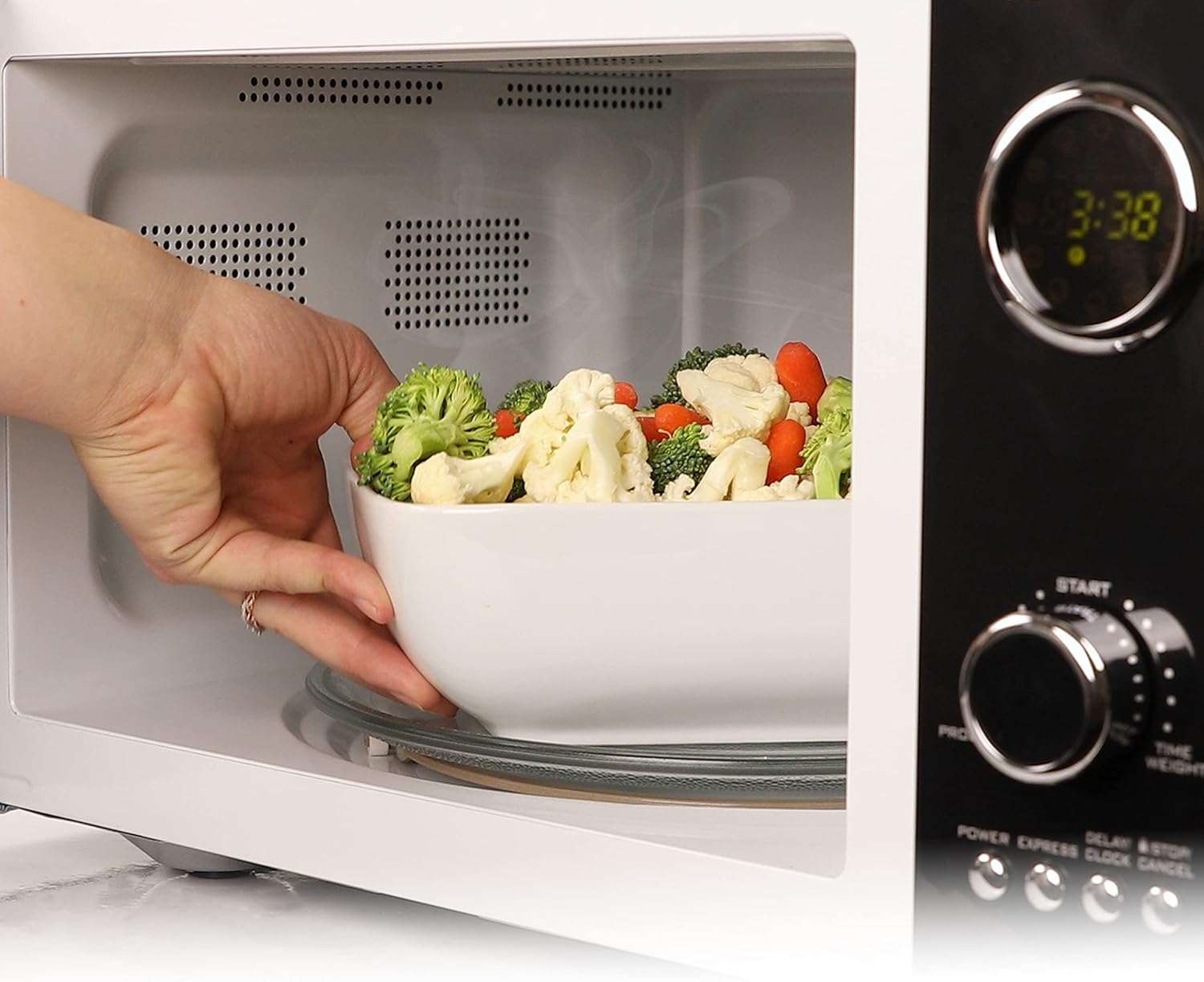 Nostalgia RMO4BK Retro 0.9 Cubic Foot 800-Watt Countertop Microwave Oven, 5 Power Levels and 12 Cook Settings, LED Display, Jet Black