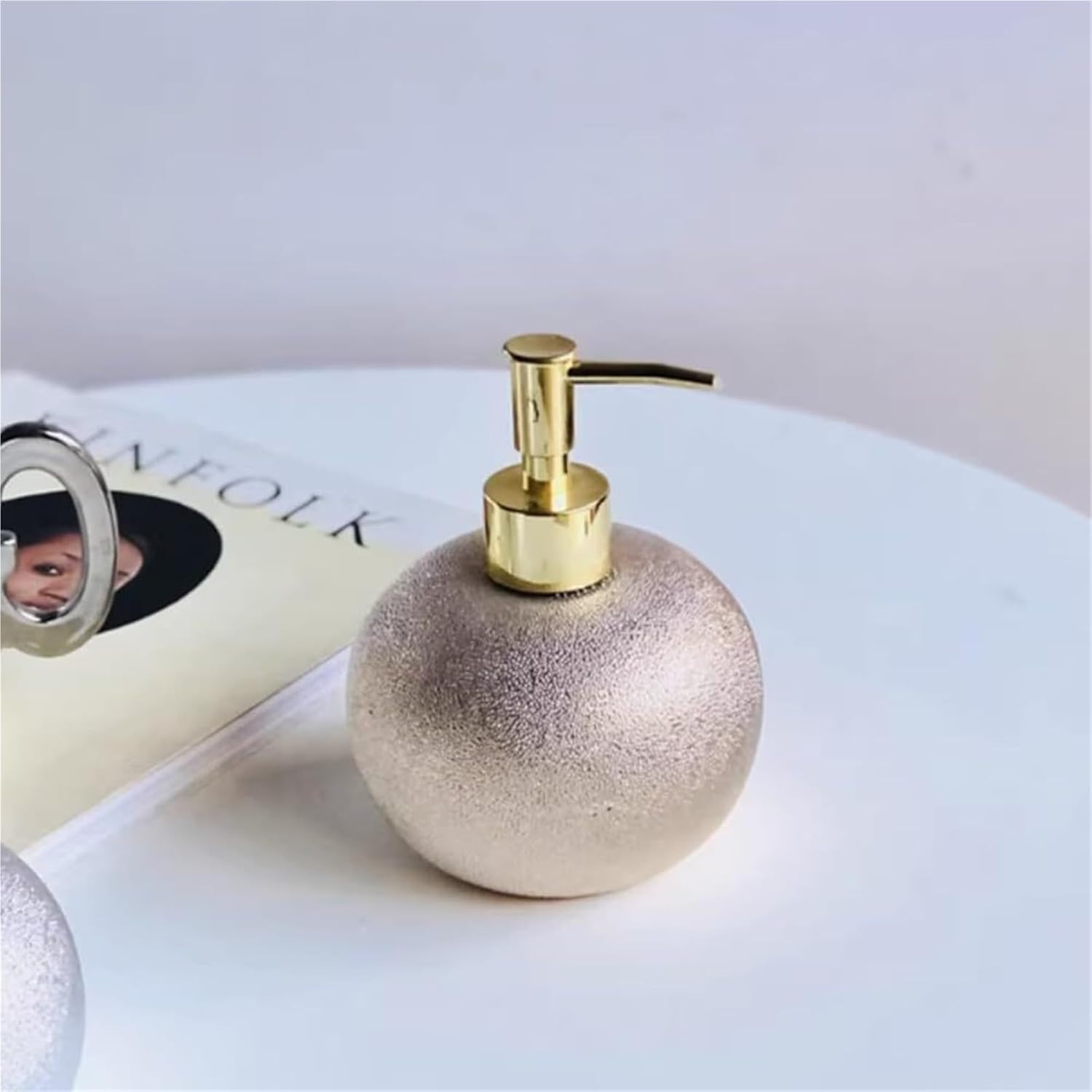 Refillable Soap Dispenser Fashion Household Ceramic Lotion Bottle Hand Soap Bathroom Necessities(E)