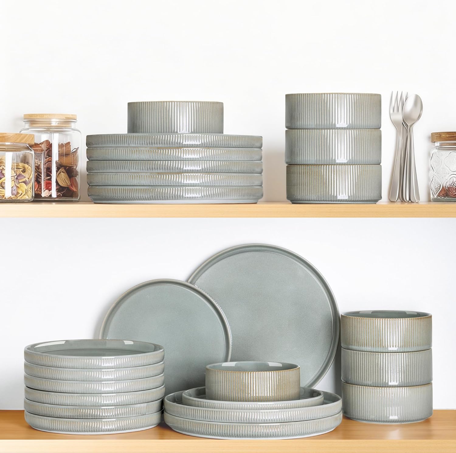 TheTerra Ceramic Dinnerware Sets for 8, 24 Pieces Porcelain Lightweight Plates and Bowls Sets, Scratch Resistant Dish Set, Oven & Microwave & Dishwasher Safe, Desert Sage