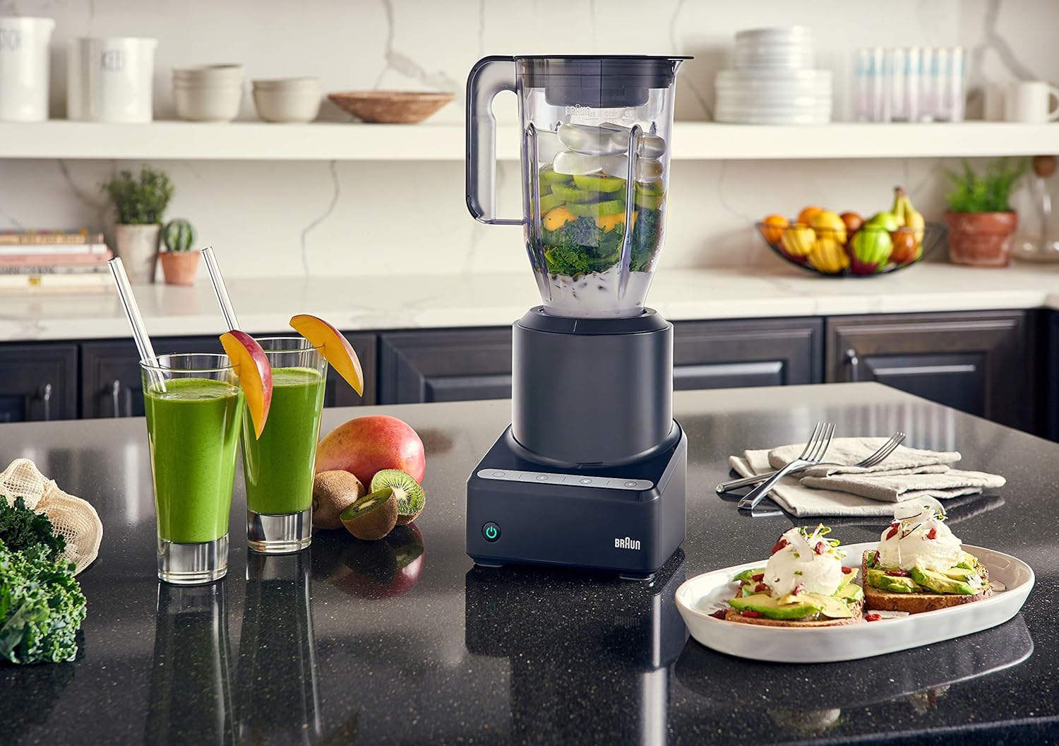 Braun JB7201BK PureMix Power Blender with Plastic Jug & Smoothie2Go Blending Cup, Black