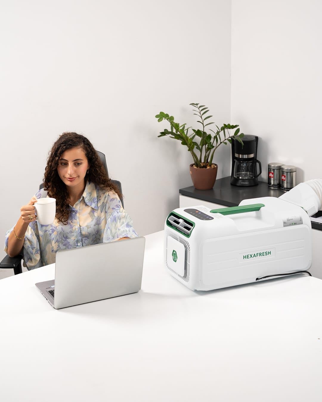 HEXAPRO+ Portable Air Conditioner, 4800 BTU, R290 Refrigerant, Turbo Cooling, Dehumidifier & Fan Mode, for Rooms up to 15m², Energy Efficient, Quiet Operation, Easy Setup