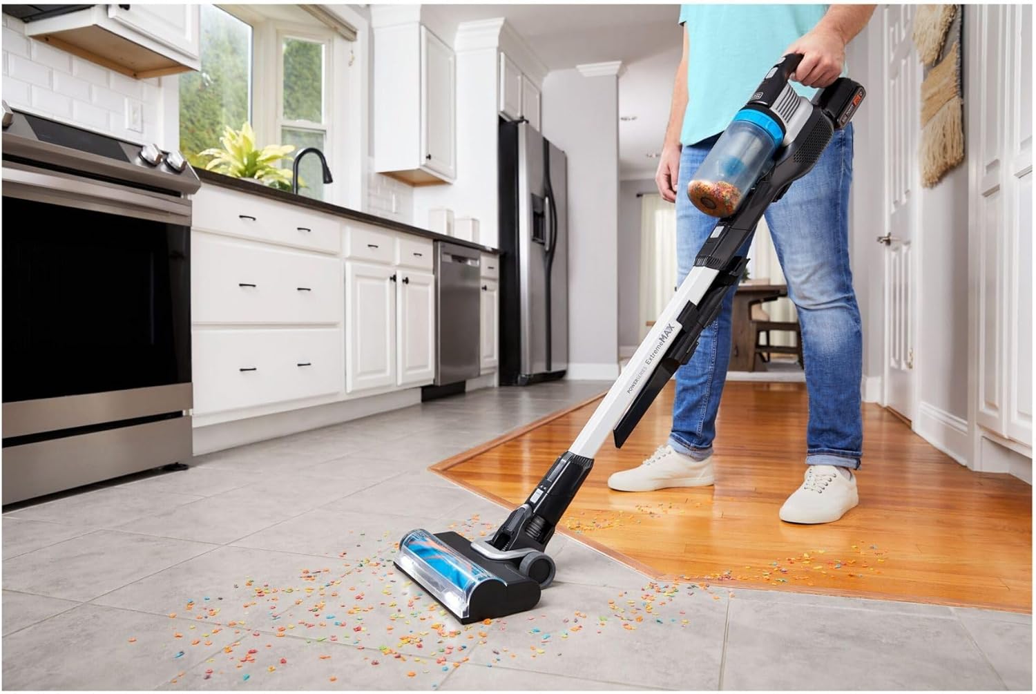 BLACK+DECKER POWERSERIES Extreme MAX Cordless Stick Vacuum, Home and Pet Hair Vacuum (BHFEB520D1)