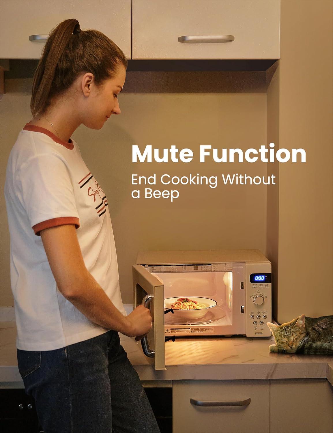 COMFEE' Retro Small Microwave Oven With Compact Size, 9 Preset Menus, Position-Memory Turntable, Mute Function, Countertop Perfect For Spaces, 0.7 Cu Ft/700W, Cream, AM720C2RA-A