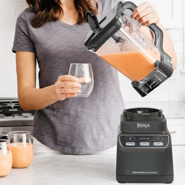 Ninja Professional Blender with Auto-iQ, 72oz Total Crushing Pitcher, 1400W Countertop Smoothie Maker CO750B (Renewed)