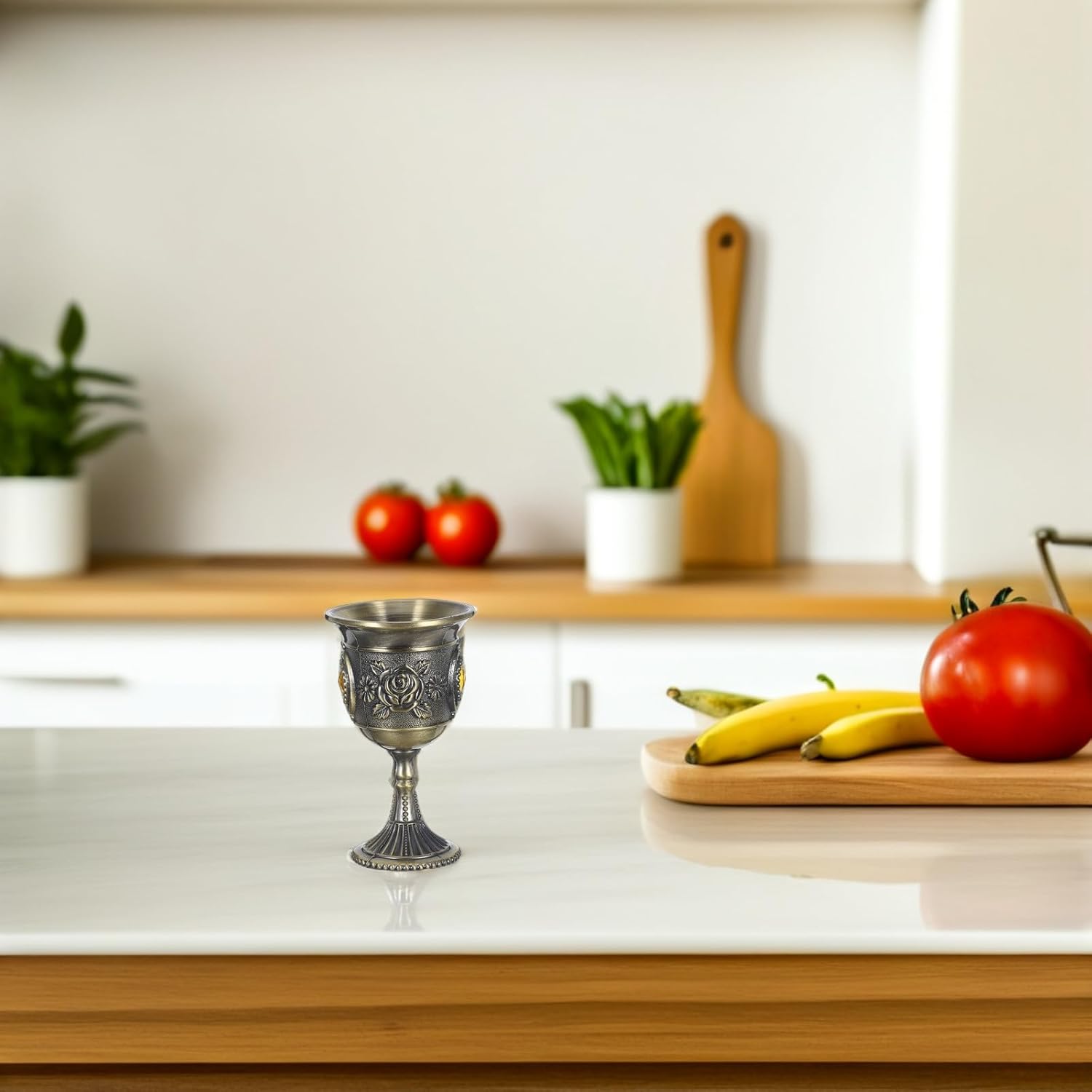 Vintage Metal Wine Goblet Retro Liquor Cup Household Decorative Wine Cup Comfortable Touch