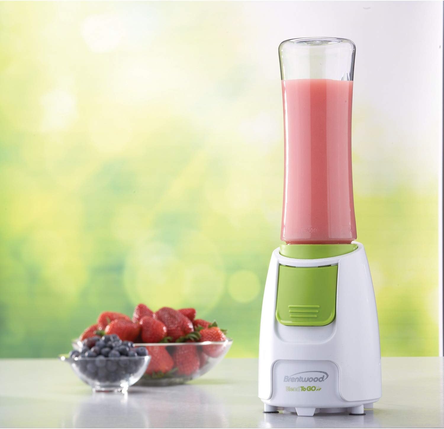 Brentwood Appliances JB-196 Blend-To-Go Blender, White Body with Green Button
