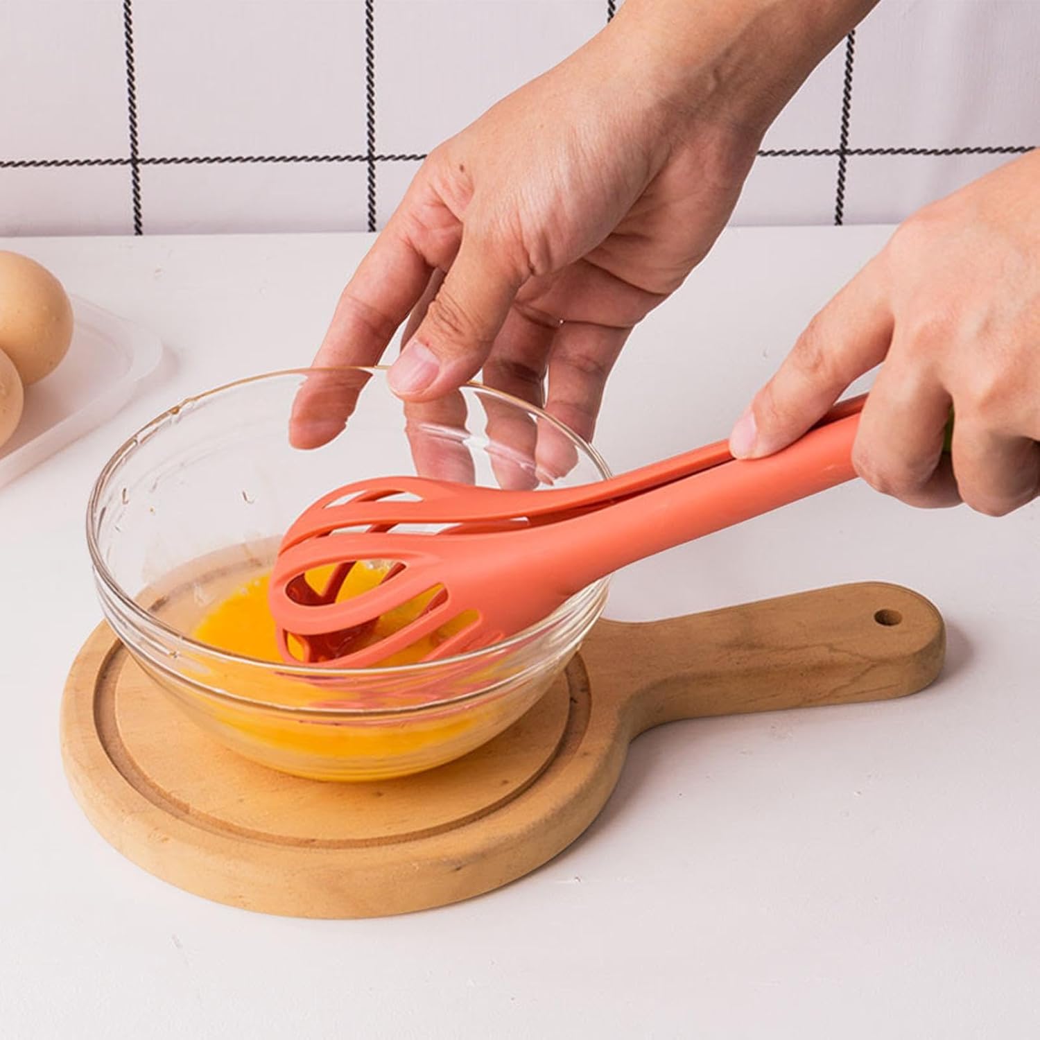 Multifunctional Egg Beater, 2 in 1 Egg Beater Whisk, Household Food Tongs, Handheld Egg Whisk Blender Noodle Clip, Household Kitchen Tool For Gripping, Stirring, Mixing Food