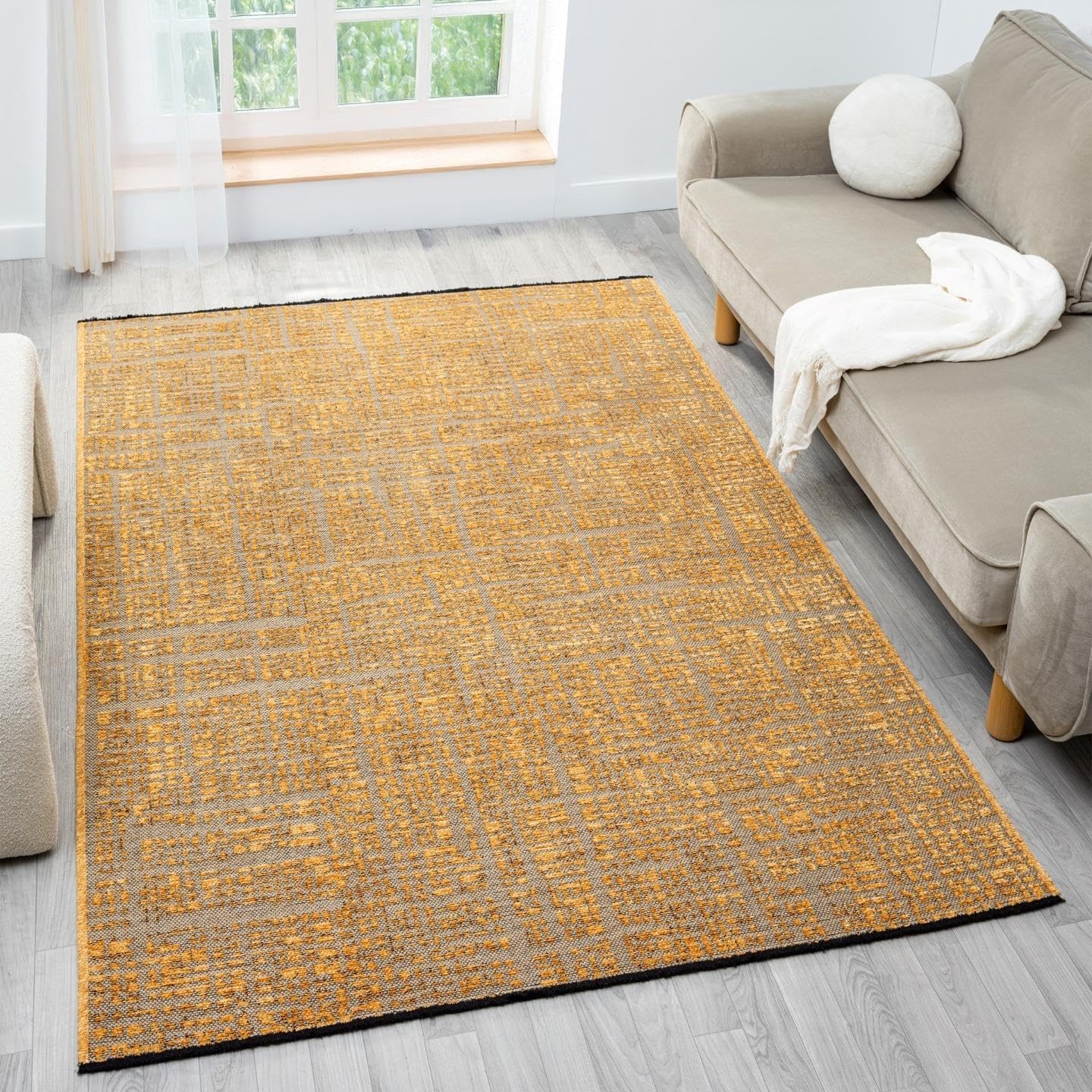 LUXE WEAVERS Rustic Textured Gold 9x12 Area Rug, Farmhouse Carpet