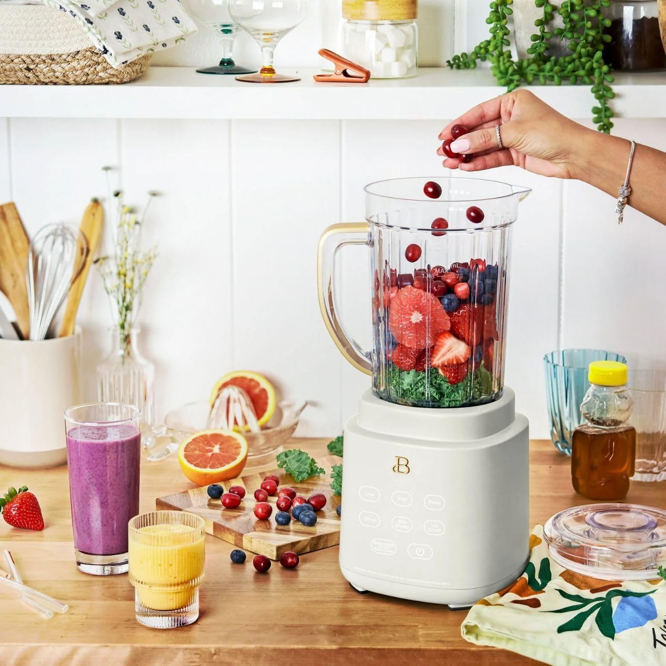 Beautiful PowerExact Blender, PrecisionSense™ Tech, 3 Speeds, 4 Presets, 50oz BPA-Free Jar, 20oz To-Go Cup, No Drippy Sippy™ Lid, Auto-Clean, Dishwasher Safe, Ice Crush & Smoothies (White Icing)