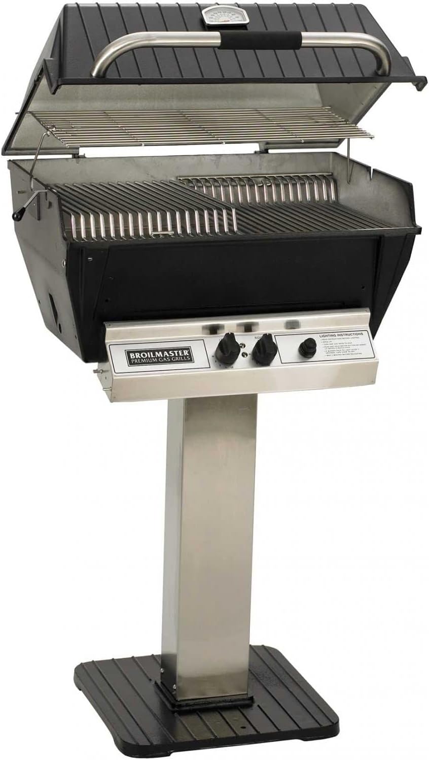Broilmaster P3-XF Premium Propane Gas Grill On Stainless Steel Patio Post