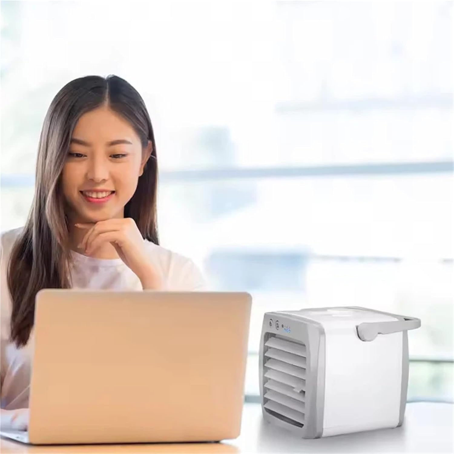 Portable. Mini Portable Air Conditioner Air Cooler Humidifier 3 Speed Quiet Desk Fan .Tabletop