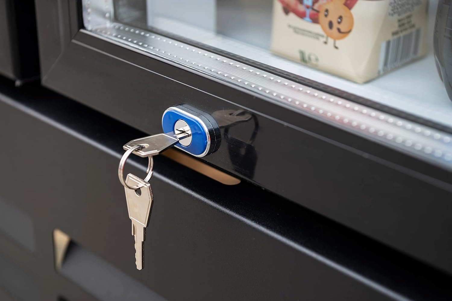 Commercial 3 Glass Door Merchandiser Refrigerator-Upright Beverage Cooler with LED Lighting