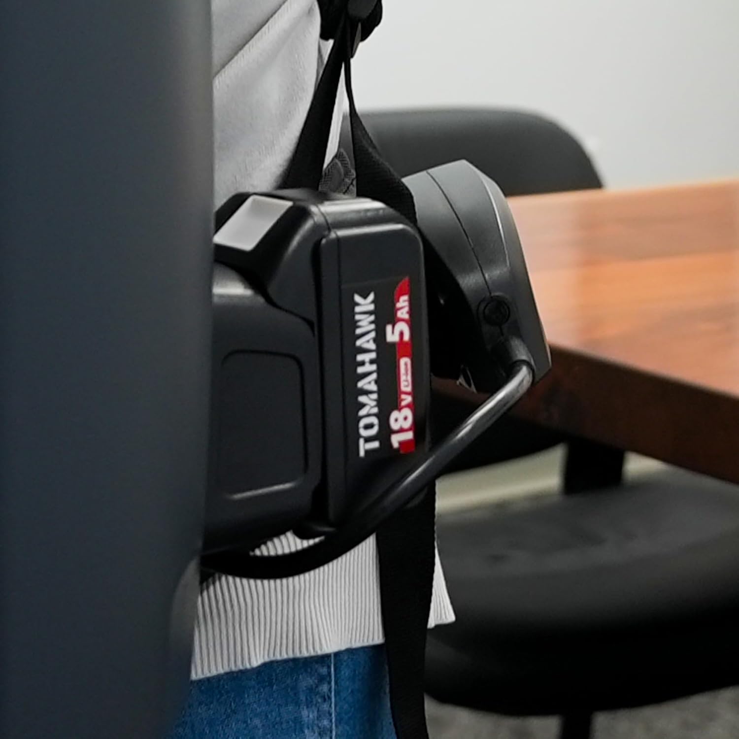 Tomahawk 18V Battery Powered Backpack Vacuum 6L for Janitorial Cleaning – Lightweight Cordless Commercial Vacuum with Quiet Operation