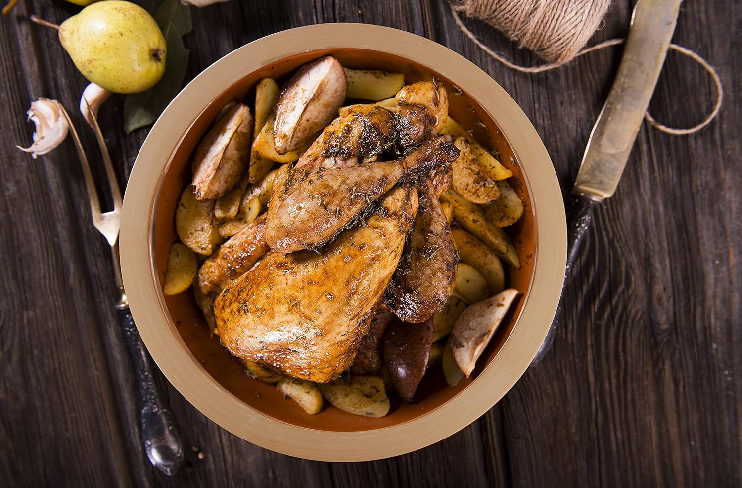 RestonLloyd Eurita 4 Quart Terracotta Clay Non Stick Dutch Oven – Natural, Lead Cadmium‑Free, Oven & Microwave Safe, Rustic Slow-Cooker Pot Roasting & Casseroles, Healthy cooking with recipe guide