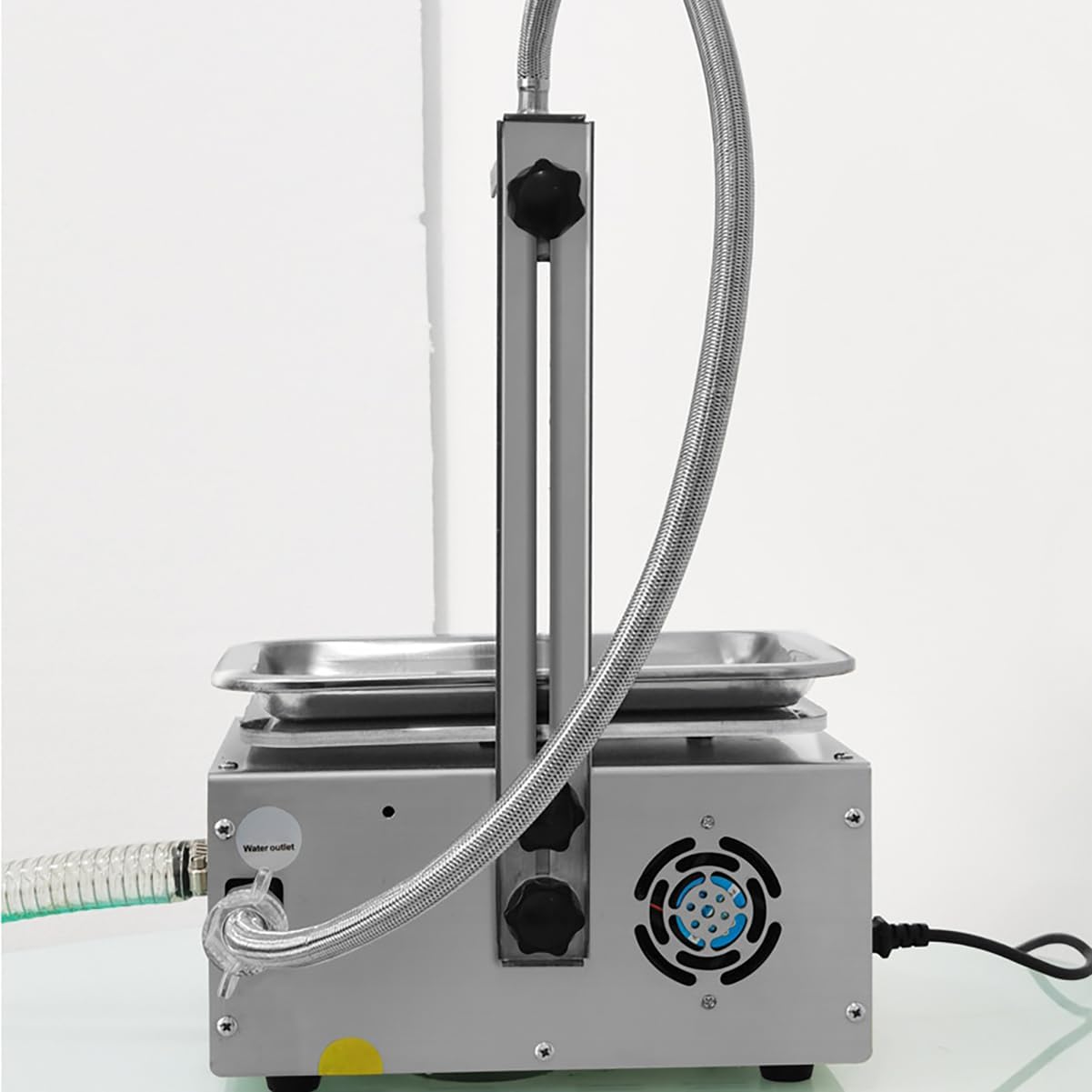 Liquid filling machine, laundry detergent, detergent, edible oil weighing and quantitative automatic filling machine,Silver