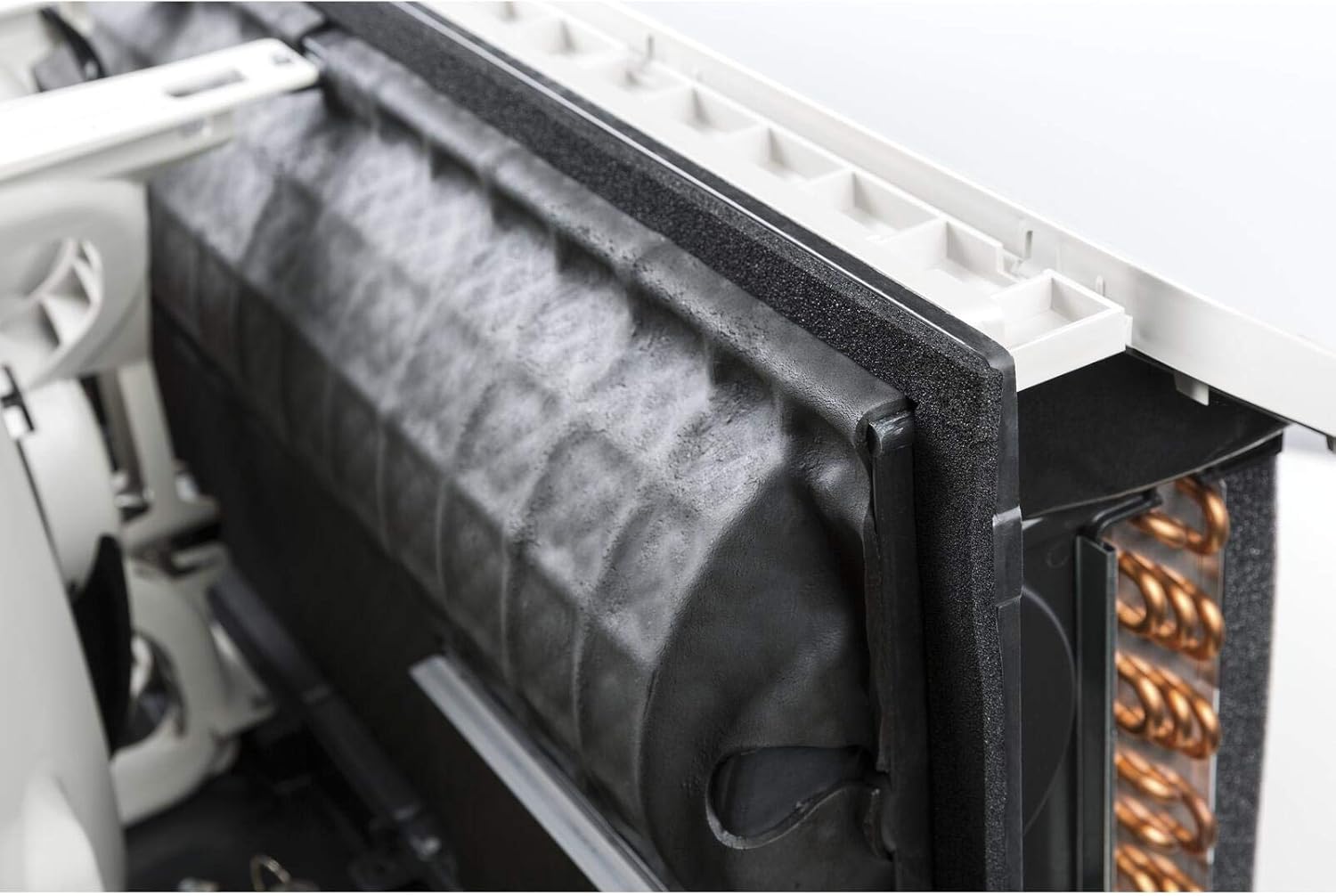 GE AZ65H09DAB Zoneline Heat Pump Unit with 9700/9600 BTU Cooling Capacity in Bisque