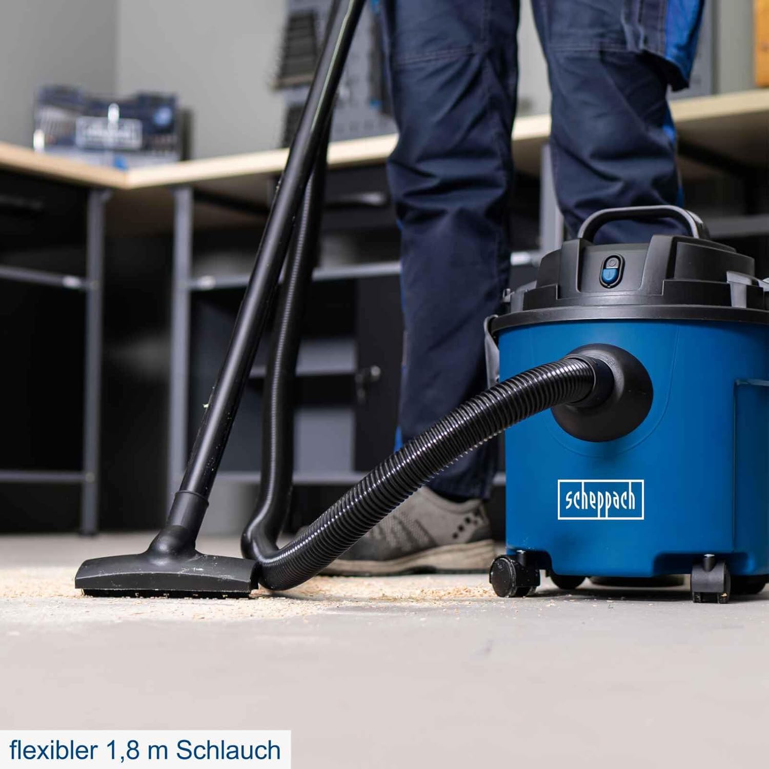 Scheppach NTS16 NTS16 Floor Cleaner, Multifunctional Vacuum Cleaner, 16 Litre Reservoir, 17000 Pa Suction Power, 1200 W