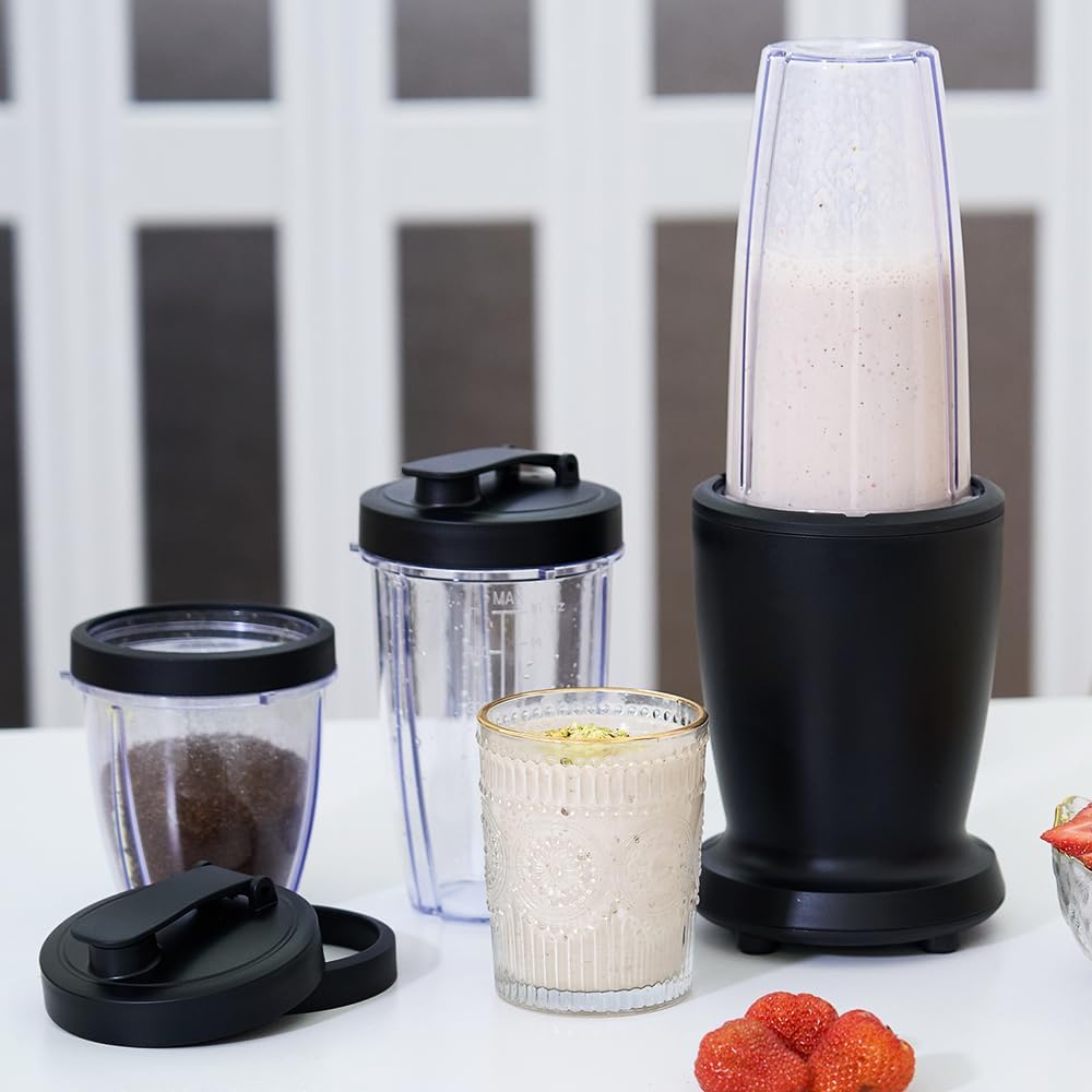 10-Piece Blender Set - Black - 300W - with 3 Jars (10oz, 16oz, 18oz) - 2 Drinking Lids - Stainless Steel Blade - 3 Jars - 3 Jar Lid - 1 Blade Assembly - 1 Main Body - 2 Cup Lids