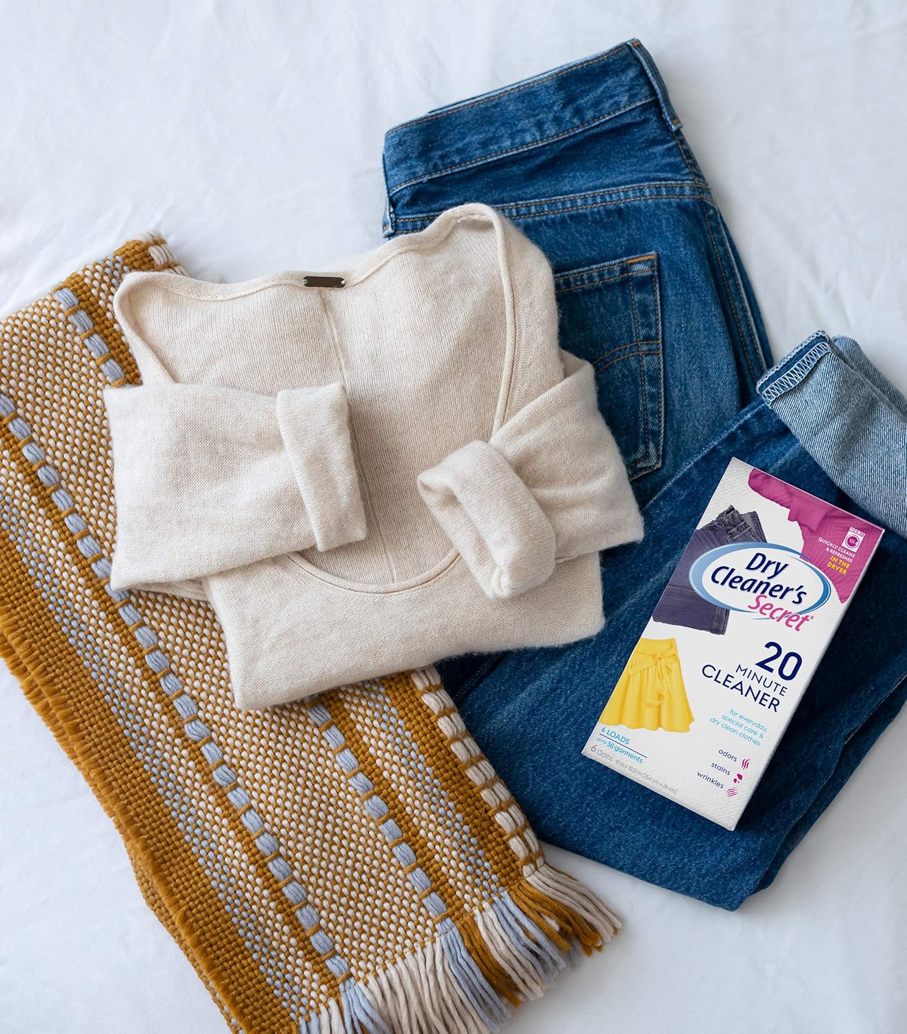 Woolite At-Home Dry Cleaner Dry Cleaning Cloths and Stain Removal, Easy to Use, Safe on Wool, Cashmere, and Designer Jeans, Fresh Scent, 6 Cloths