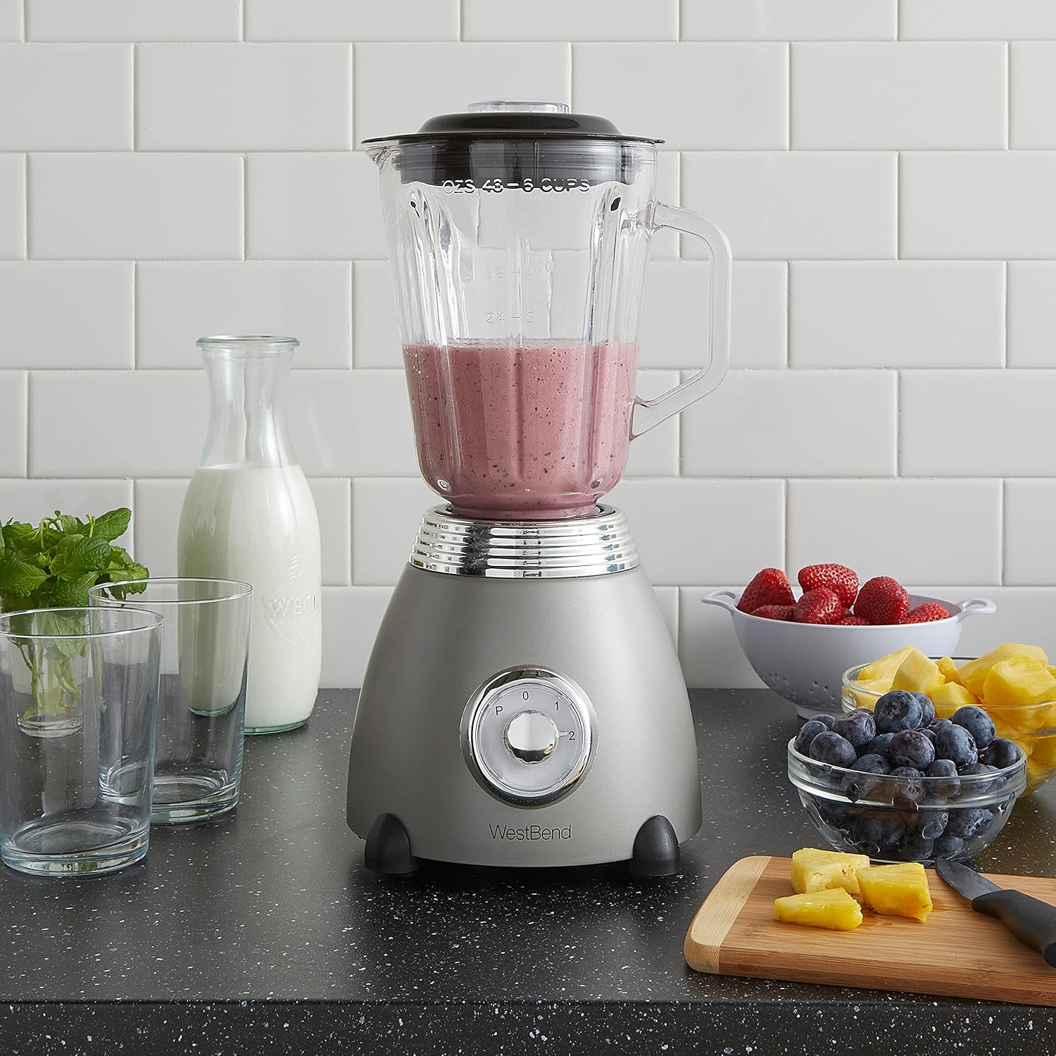 West Bend Blender Retro-Styled 3 Speeds with 48 oz Glass Blending Jar and Stainless Steel Blade, 500-Watts, Gray