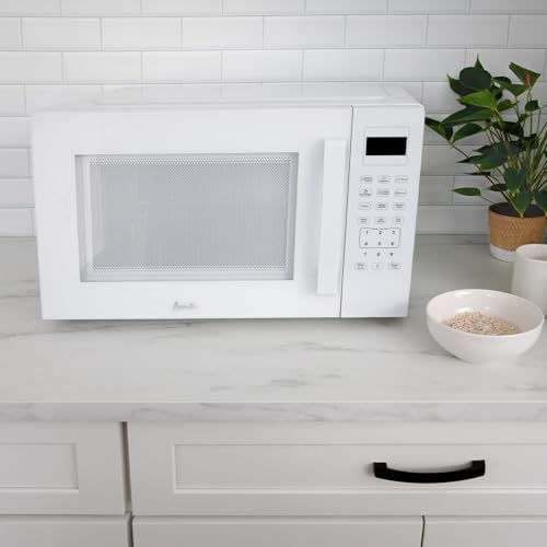 Avanti Microwave Oven 1000-Watts Countertop Compact with 9 Pre-Set Cooking Settings, Speed Defrost & By Weight, Electronic Control Panel and Glass Turntable, 1.5-Cu.Ft., White