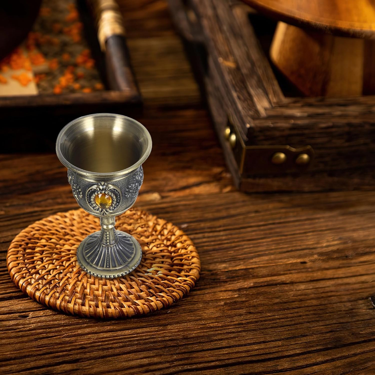 Vintage Metal Wine Goblet Retro Liquor Cup Household Decorative Wine Cup Comfortable Touch