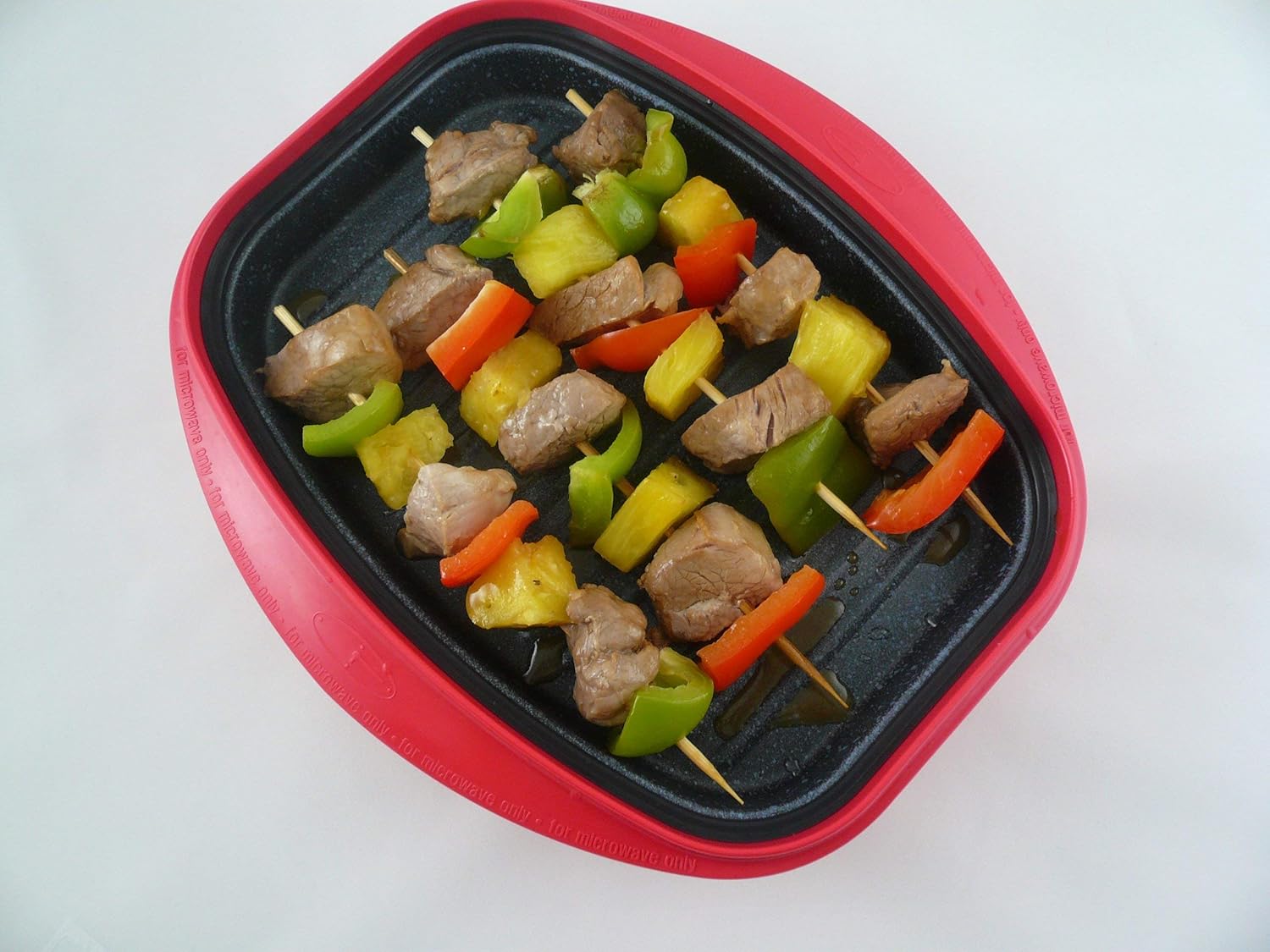 Microwave Grill Pan with Lid for Grilling, Browning, and Crisping Vegetables, Sandwich, & Meat, Red
