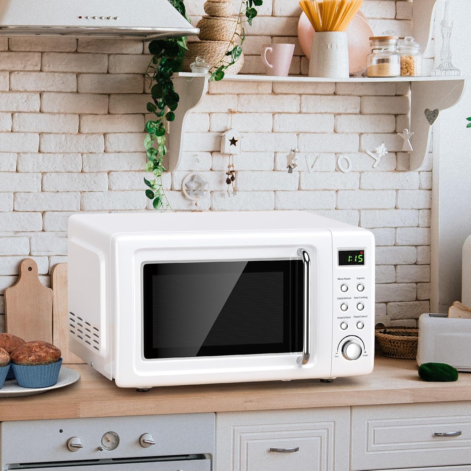 Retro Countertop Microwave Oven, Large 0.7Cu.ft, 700-Watt, Cold Rolled Steel Countertop with Time Setting, Glass Turntable Plate, Pre-Programmed Cooking Settings, LED Display, Child Lock (White)