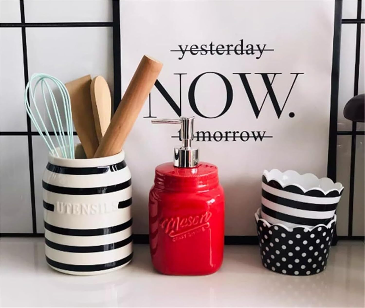 Refillable Soap Dispenser Fashion Household Ceramic Lotion Bottle Hand Soap Bathroom Necessities(E)