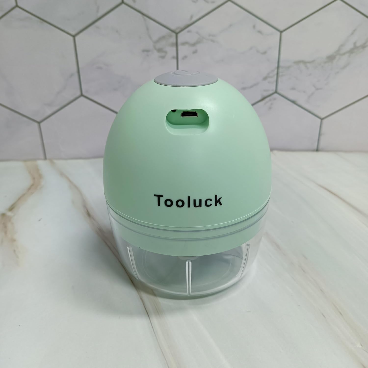 TOOLUCK High-Power Electric Food Blender with 6 Stainless Steel Blades, 2L BPA-Free Jar, 10-Speed Settings, and Pulse Function for Smoothies, Soups, and More