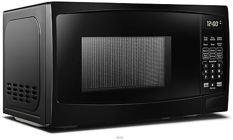 Danby DBMW0920BBB 0.9 cu ft. Countertop Microwave in Black 6 Convenient Auto Cook Options: Popcorn, Potato, Pizza, Frozen Vegetables, Beverage, Dinner Plate. Express Cook buttons: 1 – 6 minutes
