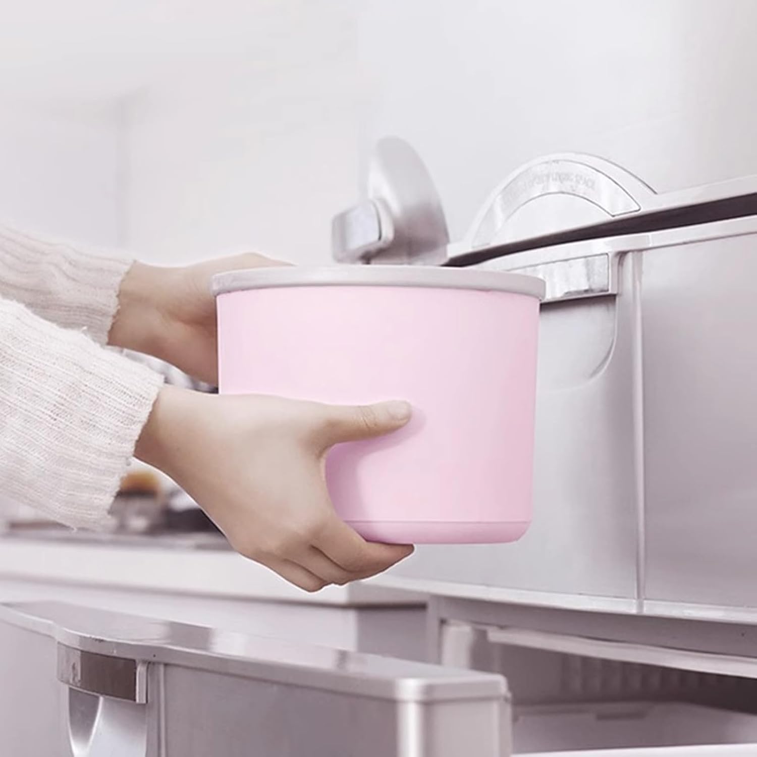 Ice Cream Maker Household Ice Cream Machine Small Mini Children's Homemade Yogurt Ice Cream Machine Table Top Ice Cream Machine，Fun Kitchen Appliance