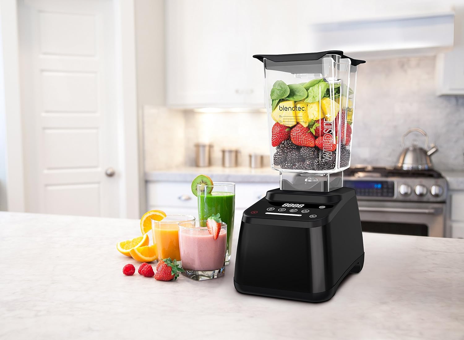 Blendtec Designer 625 Black Blender
