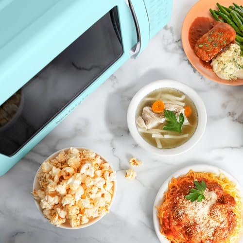 Retro 700W Microwave Oven – 0.7 Cu Ft Capacity – Aqua Color Design for Stylish Kitchens