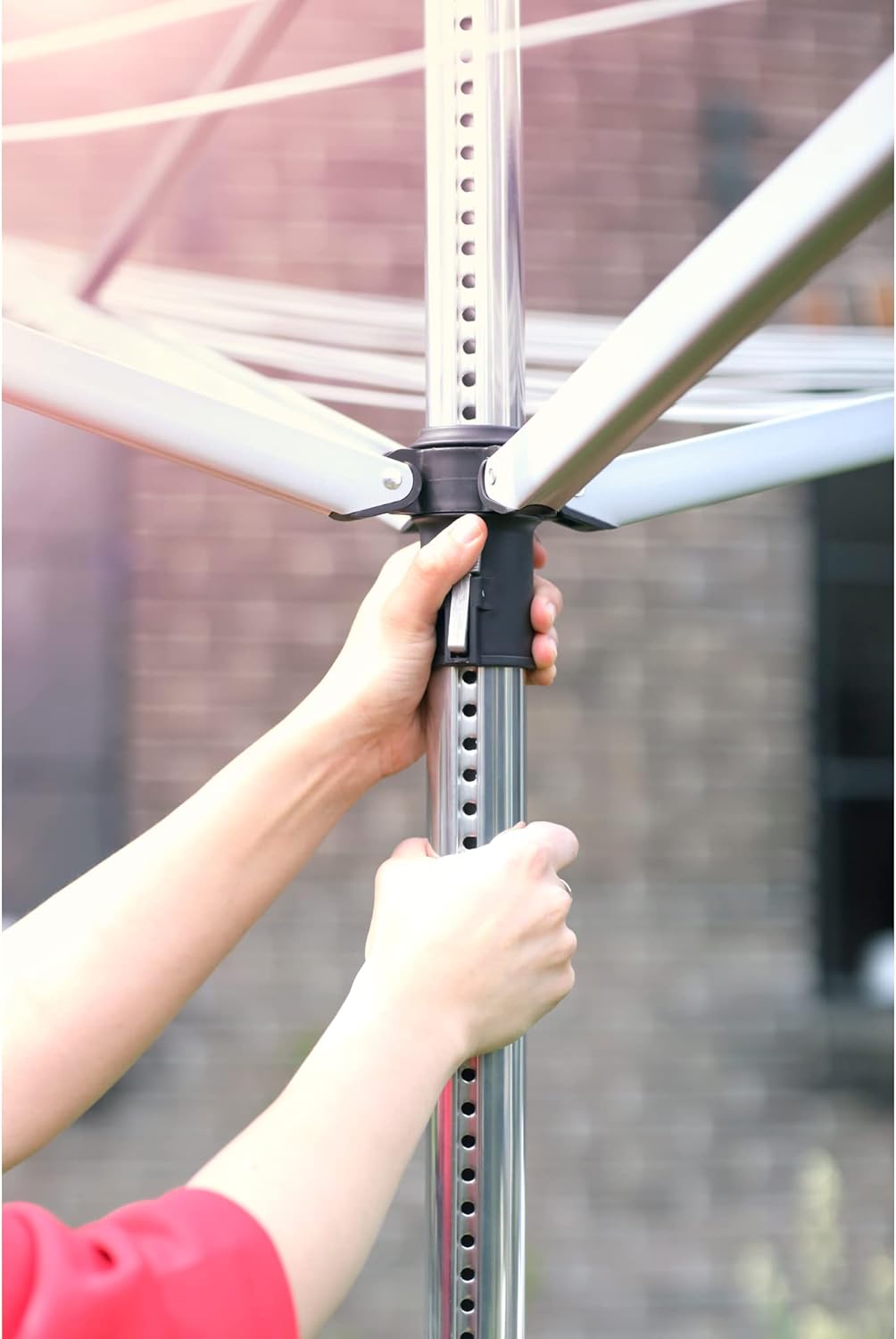 Brabantia Lift-O-Matic Outdoor 4 Arm Clothesline (197 ft/Ø 1.8