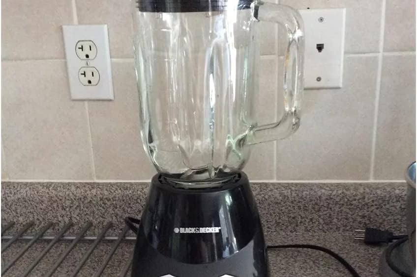 BLACK + DECKER (BLACK & DECKER) 10-Speed Blender, Black.