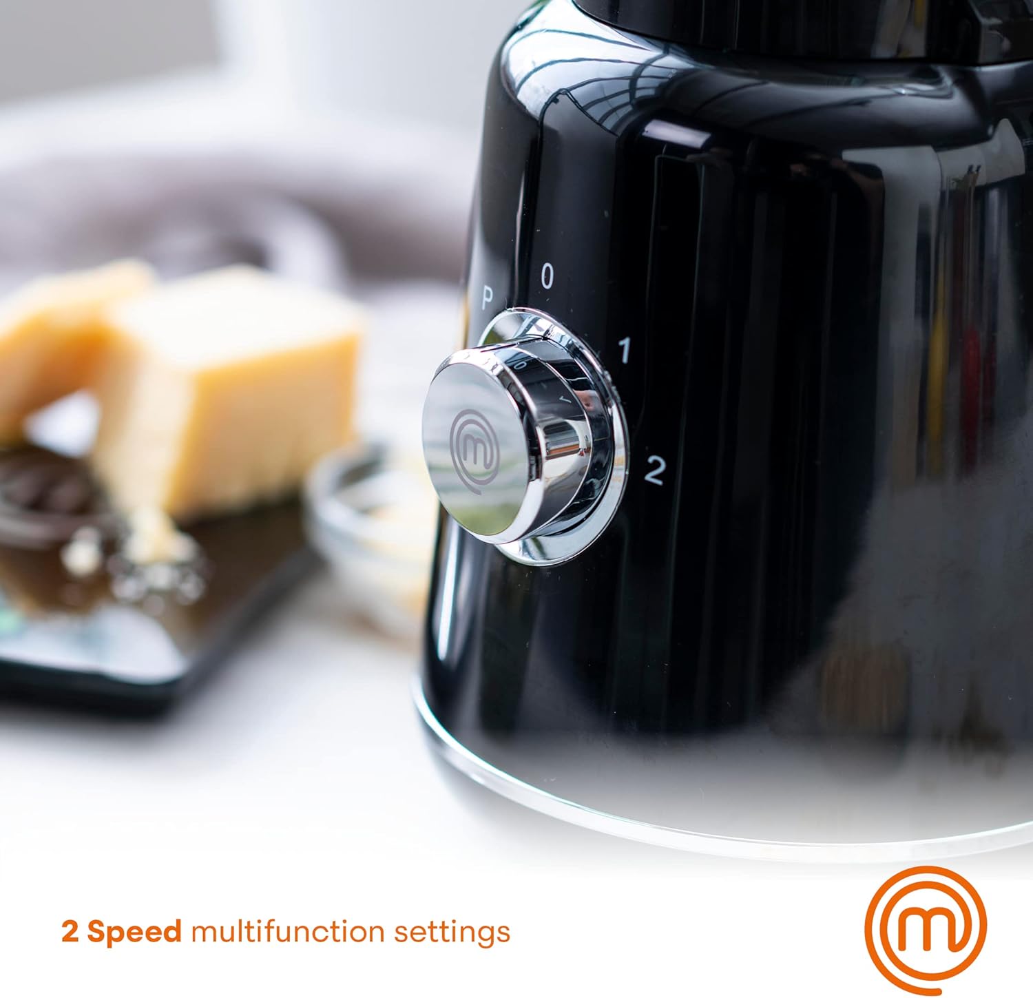 MasterChef Glass Blender for Shakes and Smoothies, Milkshake Maker, Frozen Drink & Margarita Machine, For Fruit Juice with Ice, Soup, Sauces, Food Puree etc, Stainless Steel Blades, 33oz, 400w, Black