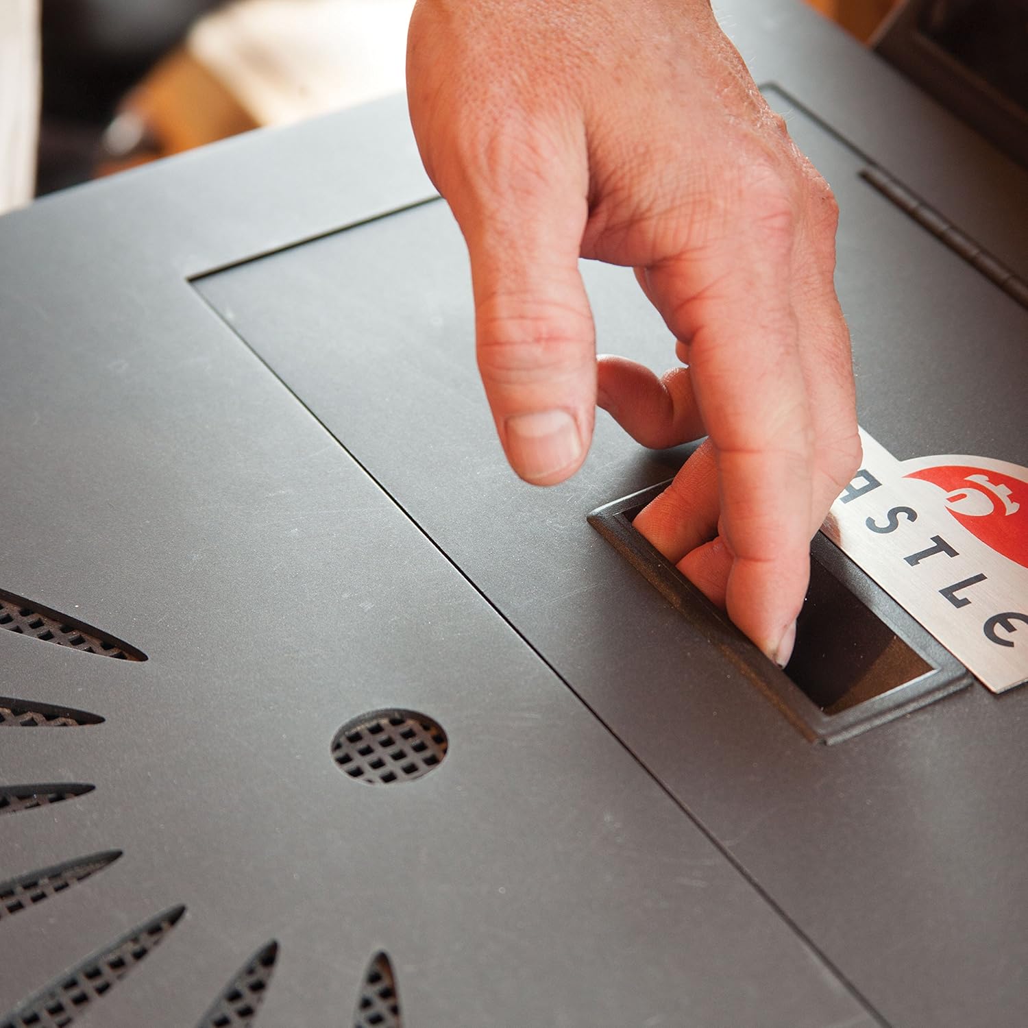 Castle Wood Pellet Stove Serenity 12327 Indoor Heating Temperature Control, Free Standing with Flame Window and Smart Controler, 18- ¼”W x 34”H x 23 ¾”D