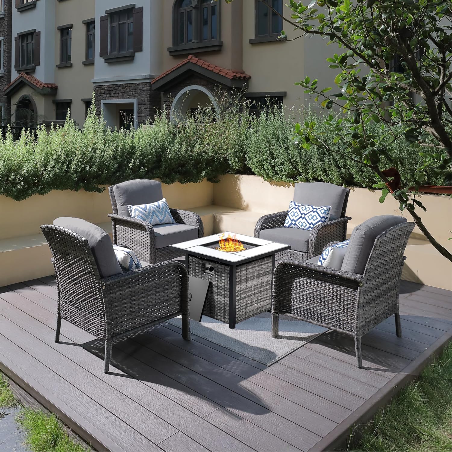 ovios 4 Pieces Patio Furniture Set with 30