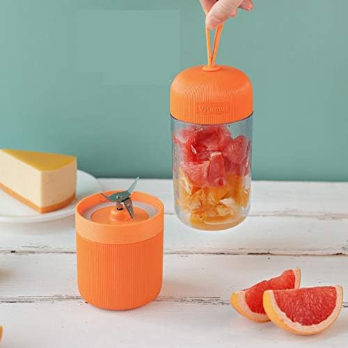 Cup Mini Blender， Household Portable Juicer Cup 400ML Fruit Juice Extractor and Mixer with USB Rechargeable and 4 PCS Blades for Home Outdoor. Portable, B